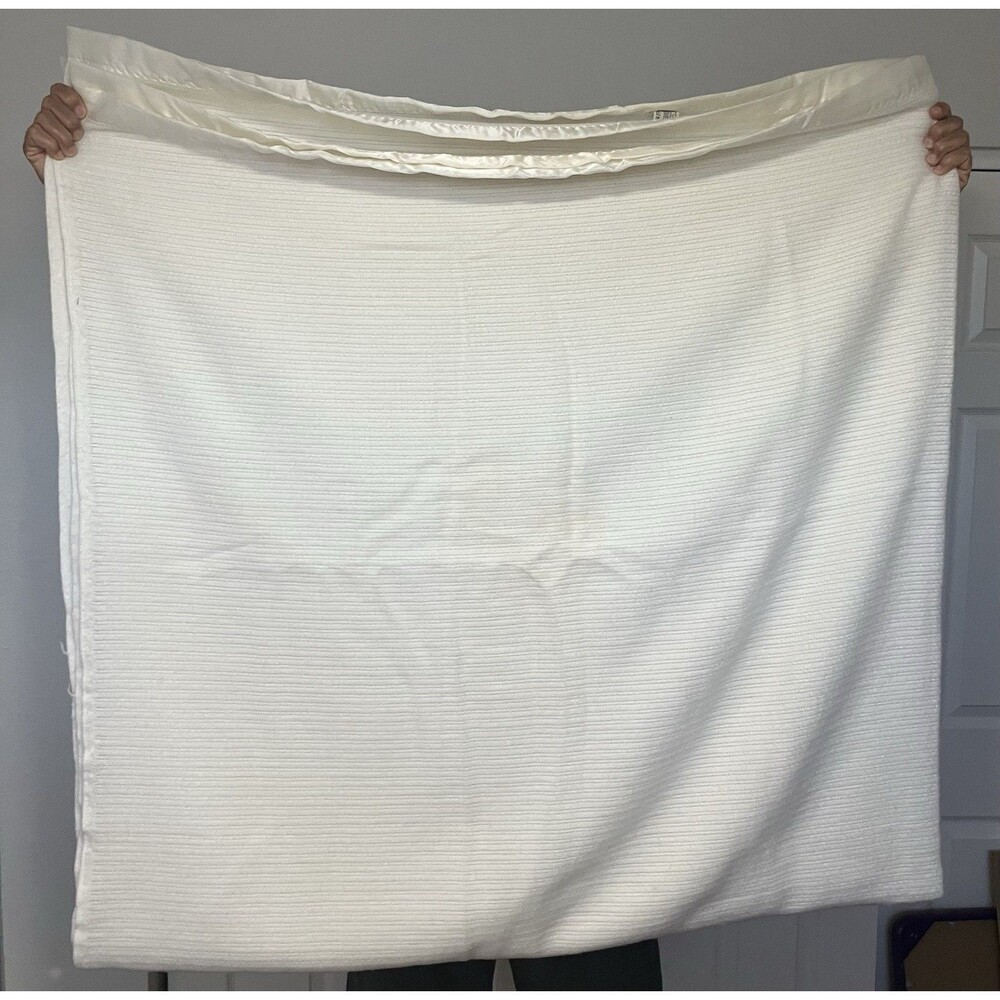 Vintage Acrylic Thermal Blanket